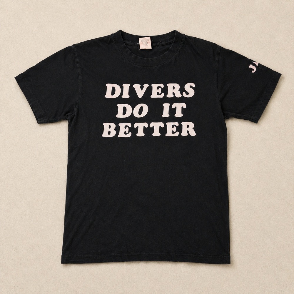 Vintage 80s Bantam Divers Do It Better Swimming Faded Black Graphic USA Made